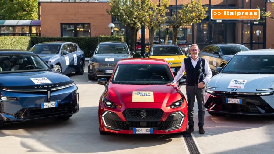 La Renault Clio vince il Premio Auto Europa 2027