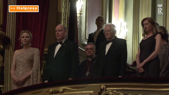 Mattarella all’Opera Garnier con i principi di Monaco