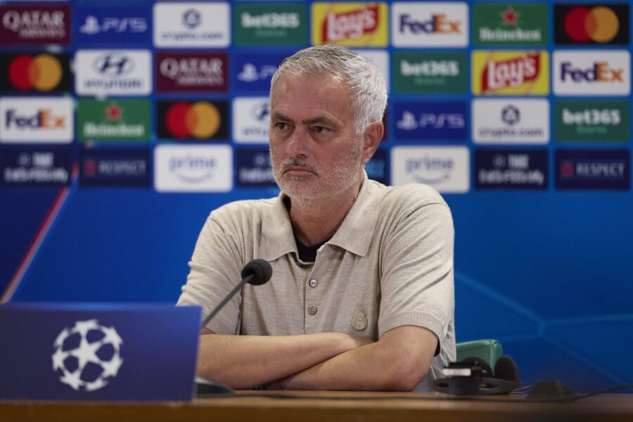 "Mourinho: 'Con la Roma, avversari per 90 minuti, non nemici'"