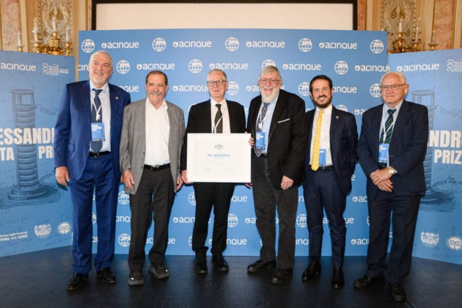 "Premio Volta a Jean Dalibard: Il genio che rallenta gli atomi"