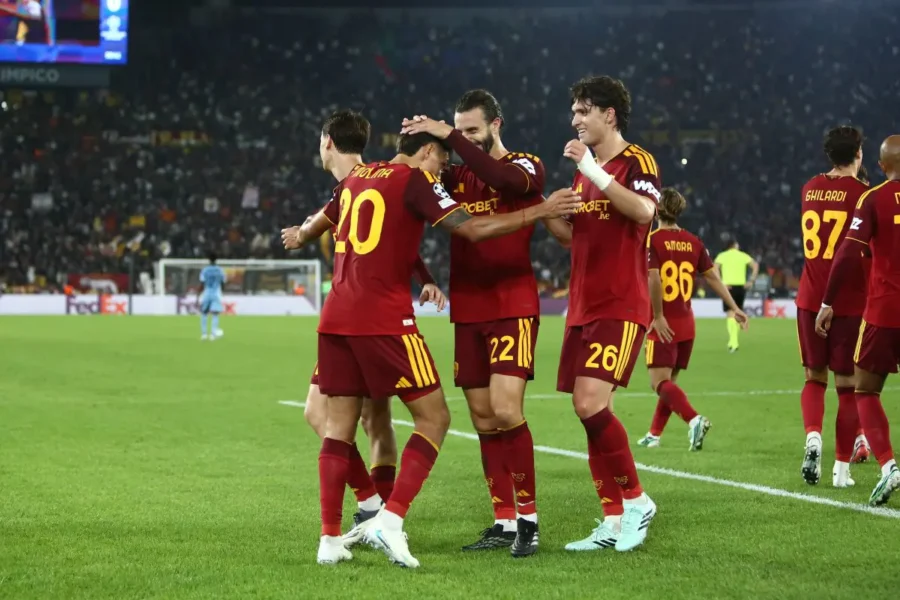 "Roma in Champions: Trionfo 4-0 contro lo Slovan Bratislava!"