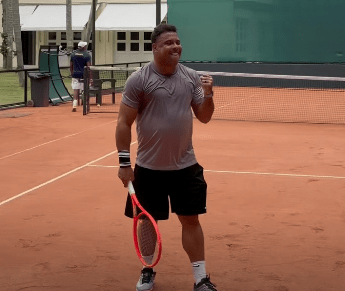 "Ronaldo sorprende nel tennis: il video che conquista Djokovic!"