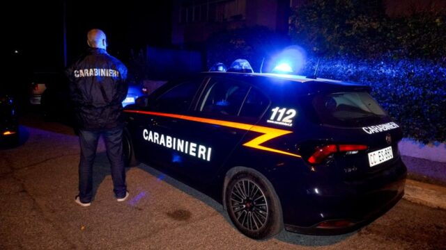 "Torino: Arrestato 59enne per riduzione in schiavitù a yoga"