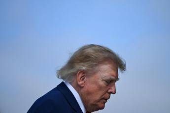 "Trump svela il suo segreto di bellezza: 'Non voglio sembrare morto'"