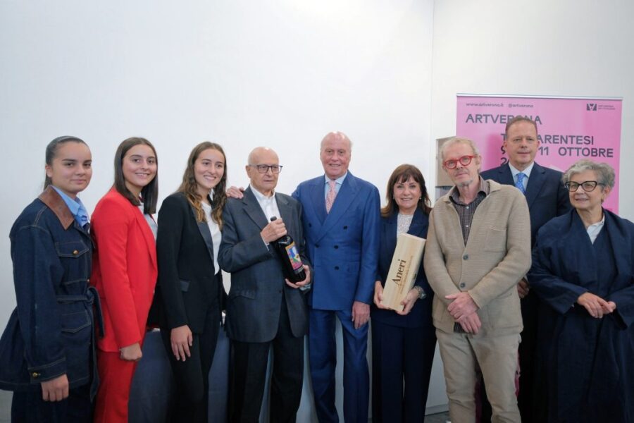 "Veronafiere lancia il premio 'E’ Arte' con Aneri"