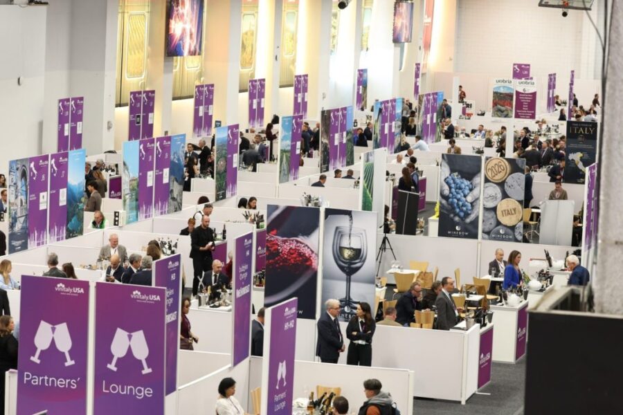"Vinitaly USA a New York: Successo con 3000 operatori da 40 paesi"